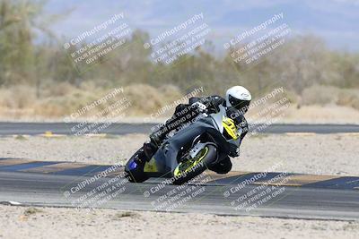 media/Apr-19-2025-CVMA (Sat) [[586b59ad56]]/Race 5-Amateur Formula Middleweight/